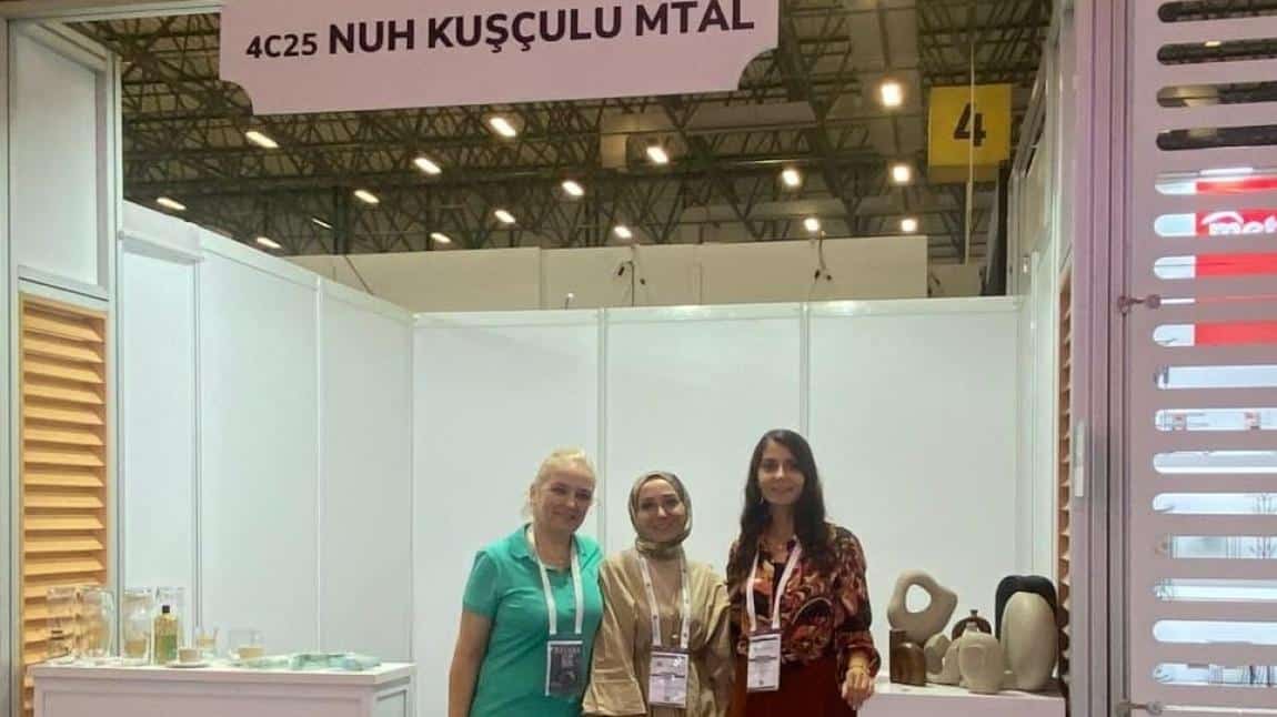 11-14 EYLÜL 2025 TARİHLERİNDE TÜYAP FUAR VE KONGRE MERKEZİ'NDE GERÇEKLEŞTİRİLEN ZUCHEX ULUSLARARASI EV VE MUTFAK EŞYALARI FUARINDA OKULUMUZ DA YER ALDI. 